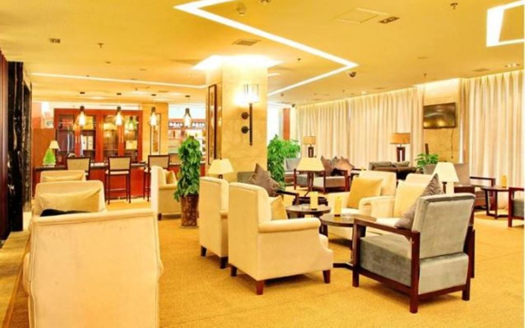 Langzhong Grand Hotel Shahepu Exterior photo