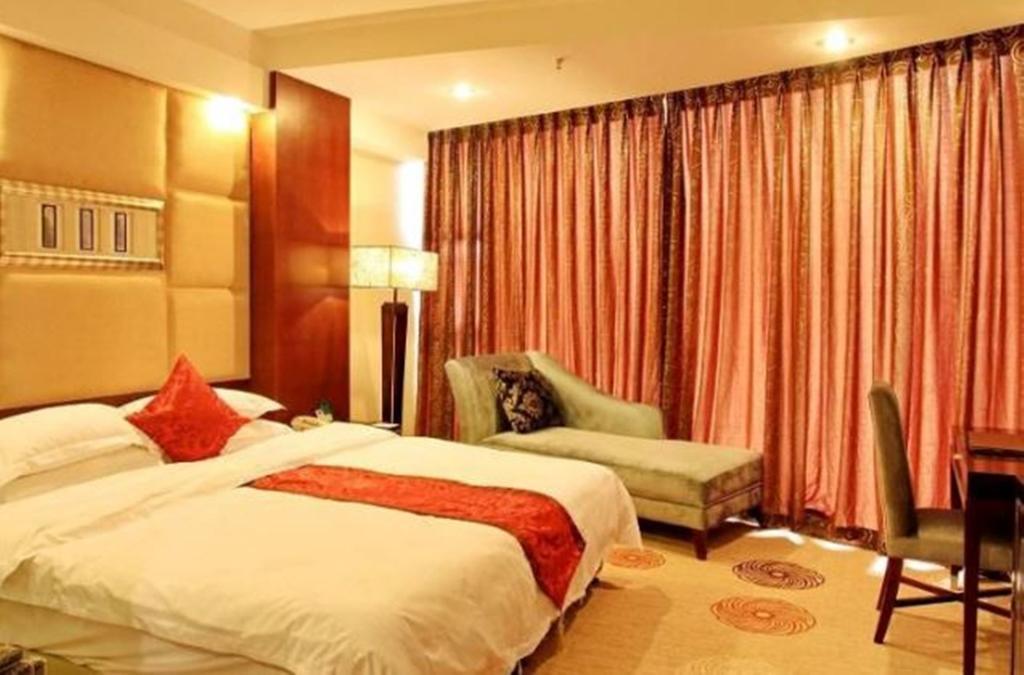Langzhong Grand Hotel Shahepu Exterior photo