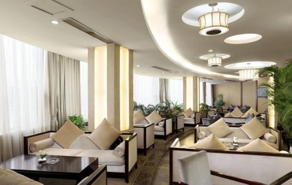 Langzhong Grand Hotel Shahepu Exterior photo
